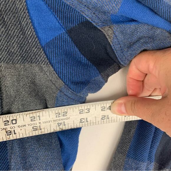 Duluth Trading Co mens medium Blue Gray plaid Button Down Shirt jacket heavy - Picture 10 of 12